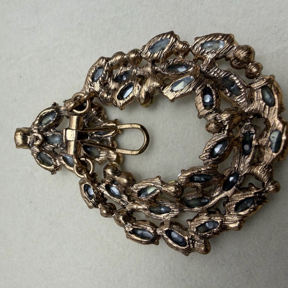 Elegant Iridescent Crystal Earrings - Picture 2 of 3